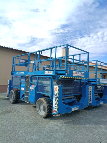 Podnośnik Nożycowy Genie 4390 RT | 2007 | Używany | 699